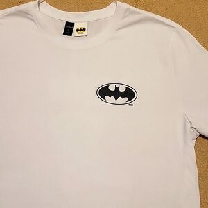 Batman t-shirt front logo and back detailed catwoman Robin etc print